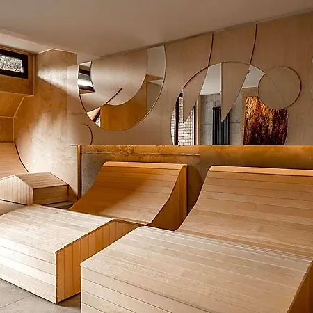 Forest Hotel 4*