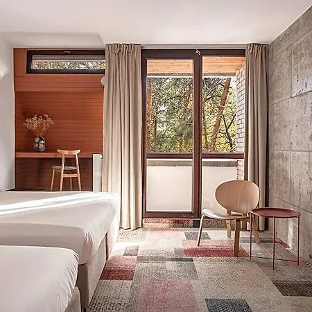 Forest Hotel 4*
